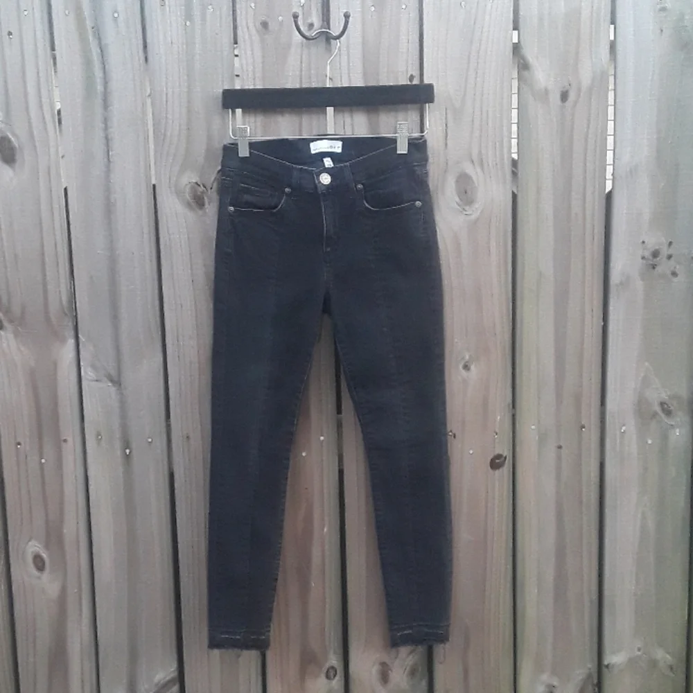 LOFT Modern Skinny Black Jeans - 26/2 - Picture 2 of 7